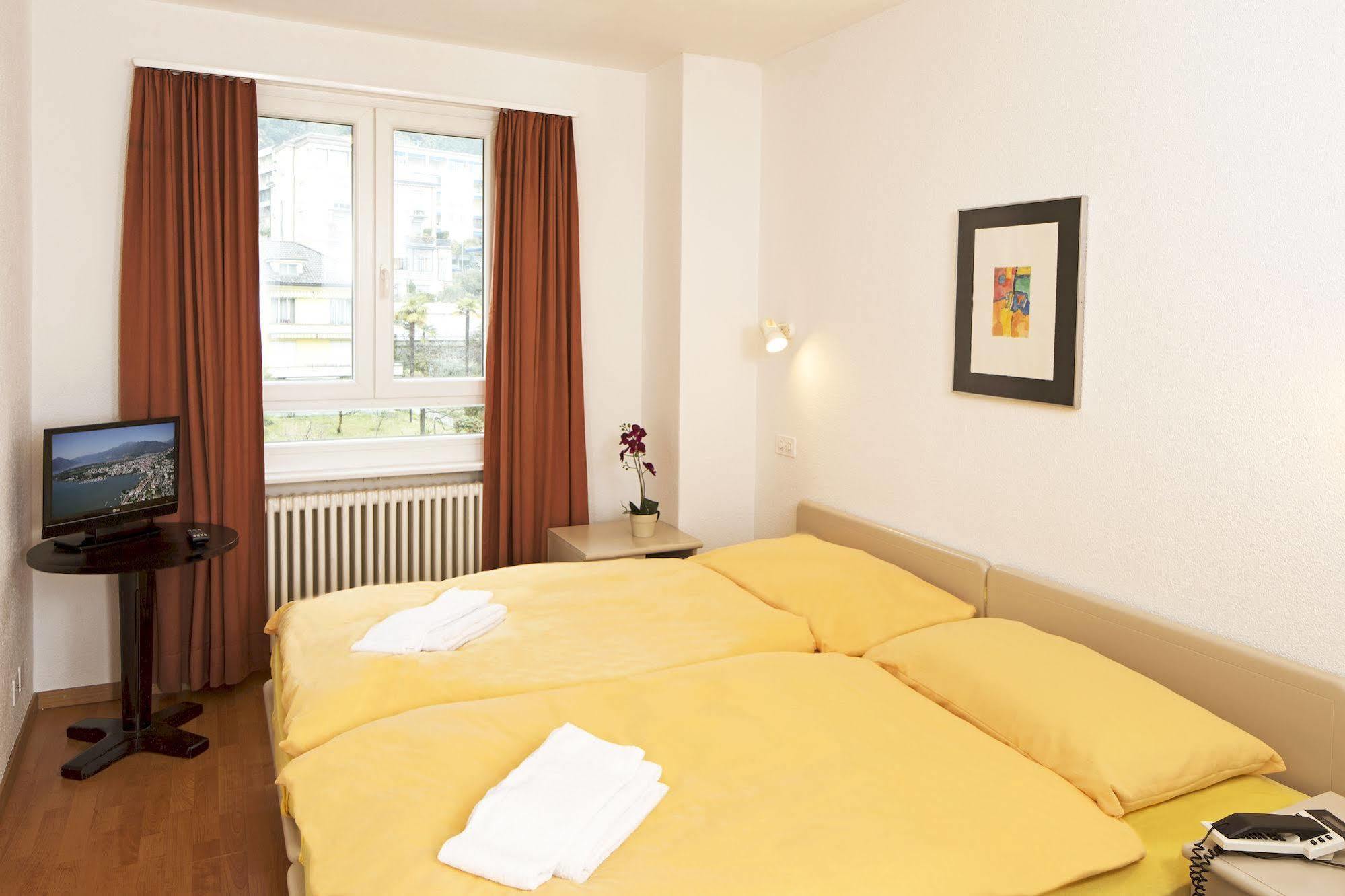Hotel Garni Montaldi Muralto Exterior photo